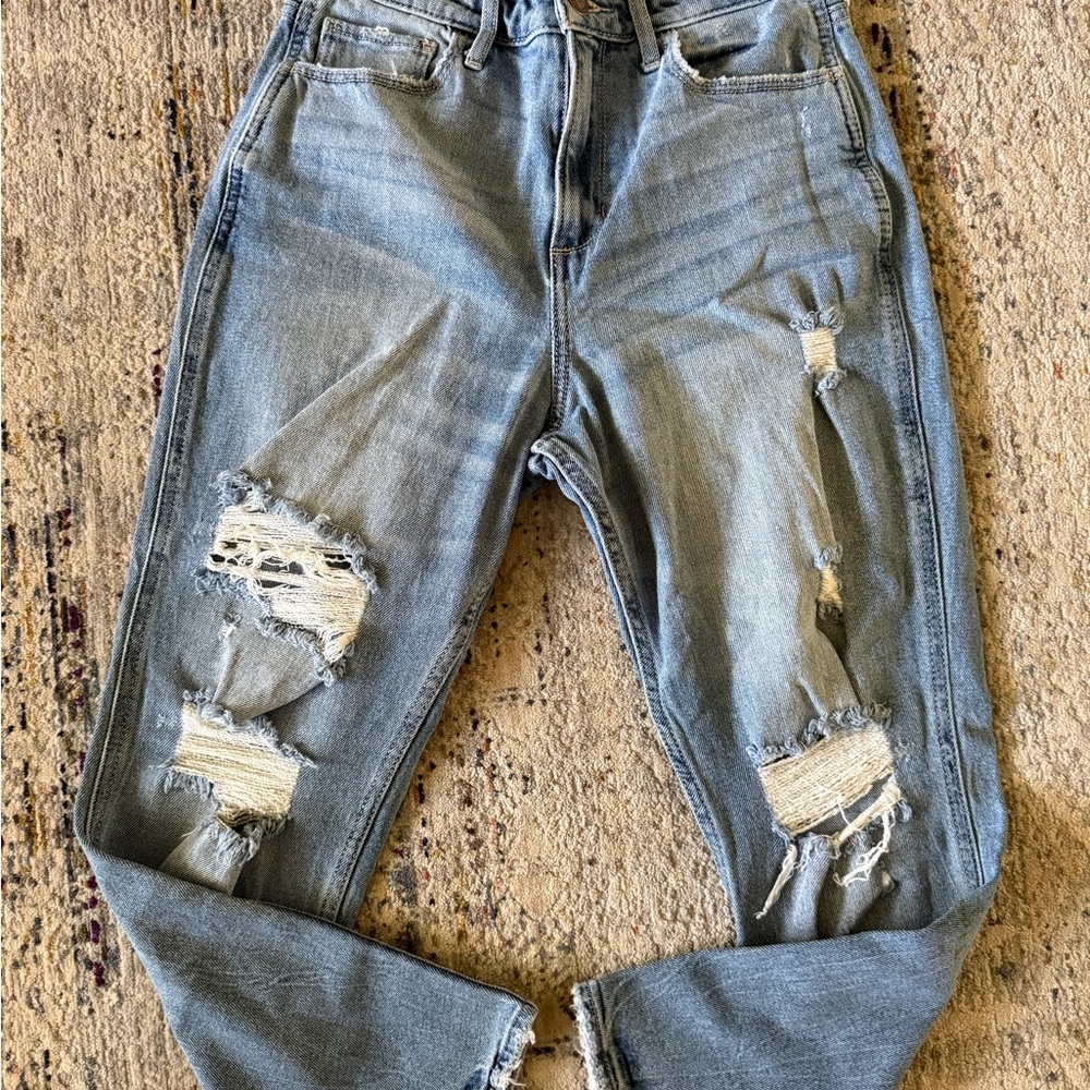 Hollister High-Rise Mom Jean